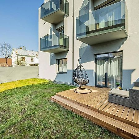 Lovely Apartment With Private Terrace By Urban Rent Kaunas Kültér fotó