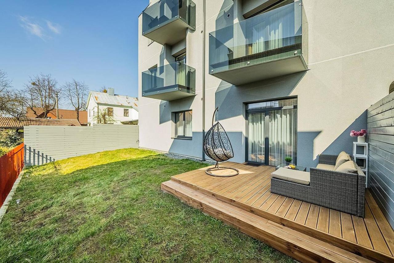 Lovely Apartment With Private Terrace By Urban Rent Kaunas Kültér fotó
